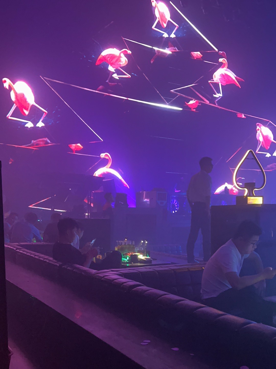 三亚商务ktv优选商务ktv聚会场所-天涯区ktv预订